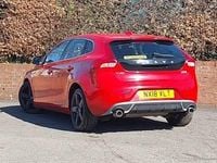 Used Volvo V40 R-Design 120 HP (88 kW) 2018 Red Hatchback