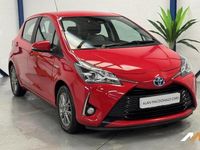 Used Toyota Yaris Hybrid 100 HP (73 kW) 2020 Red Hatchback