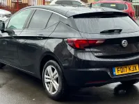 Używany Vauxhall Astra S 110 KM (80 kW) 2017 Czarny Hatchback