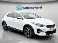 Usado Kia XCeed 141 HP (103 kW) 2022 Branco SUV