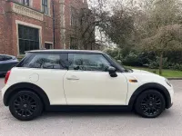 Używany Mini Cooper Hatch 2015 Biały Hatchback