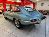 Used Jaguar E-Type 265 HP (194 kW) 1966 Blue Hatchback