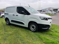 Used Toyota Proace Active 101 HP (74 kW) 2022 White MPV