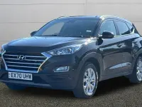 Usado Hyundai Tucson SE 116 HP (85 kW) 2020 Preto SUV