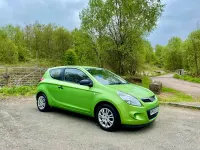 Używany Hyundai i20 Classic 78 KM (57 kW) 2011 Zielony Hatchback