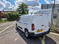 Used Vauxhall Combo Edition 100 HP (73 kW) 2020 White MPV