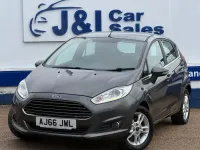 Used Ford Fiesta Zetec 100 HP (73 kW) 2017 Grey Hatchback