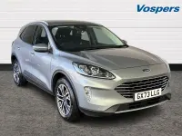 Usado Ford Kuga Titanium 150 HP (110 kW) 2024 Prateado SUV