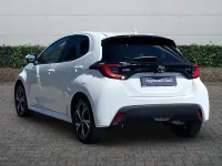 Used Toyota Yaris Design 2025 White Hatchback