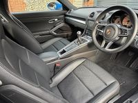 Usado Porsche 718 Cayman Edition 300 HP (220 kW) 2025 Coupé