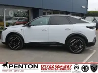 Used Peugeot e-3008 GT 157 kW (214 HP) 2024 White SUV