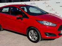 Used Ford Fiesta Zetec 82 HP (60 kW) 2015 Red Hatchback