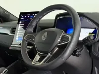 Used Renault Symbioz Iconic Esprit Alpine 143 HP (105 kW) 2024 Red SUV