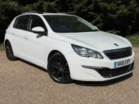 Second-hand Peugeot 308 Access 100 CP (73 kW) 2016 Alb Hatchback
