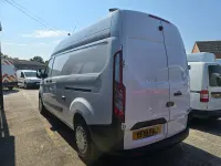 Used Ford Transit Custom 130 HP (95 kW) 2019 White Van