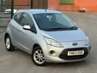 Usado Ford Ka S 69 HP (50 kW) 2014 Prateado Citadino