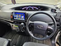 Used Toyota Estima 170 HP (125 kW) 2013 White MPV