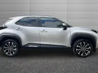 Used Toyota Yaris Cross Design 116 HP (85 kW) 2025 Silver metallic SUV