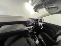 Usado Skoda Kamiq SE 85 HP (62 kW) 2025 Preto SUV