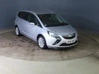 Usado Vauxhall Zafira 2015 Plateado Monovolumen