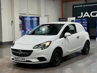 Used Vauxhall Corsa 95 HP (69 kW) 2017 White Van