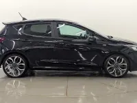 Usado Ford Fiesta ST-Line X 125 HP (91 kW) 2023 Preto Citadino