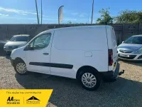 Used Peugeot Partner S 2015 White
