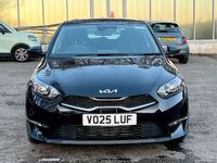 Używany Kia Ceed 138 KM (101 kW) 2025 Czarny Hatchback