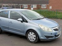 Usado Vauxhall Corsa Club 90 HP (66 kW) 2007 Azul Citadino
