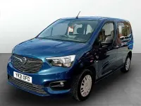 Second-hand Vauxhall Combo Edition 110 CP (80 kW) 2021 Albastru Monovolum