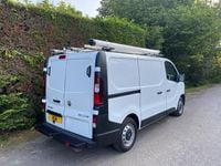 Used Vauxhall Vivaro 95 HP (69 kW) 2017 White MPV