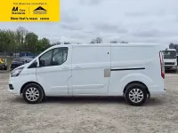 Used Ford Transit Custom Limited 130 HP (95 kW) 2022 White Van