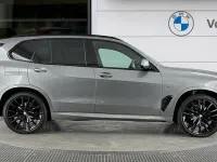 Usado BMW X5 M Sport 352 HP (258 kW) 2023 Cinzento SUV