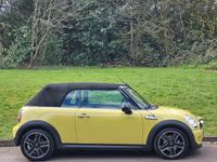 Begagnad Mini Cooper S Cabriolet 174 HK (127 kW) 2009 Gul Cab
