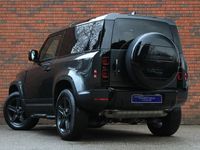 Used Land Rover Defender SE 300 HP (220 kW) 2023 Grey Estate