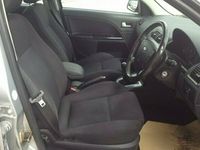 Używany Ford Mondeo 2004 Hatchback