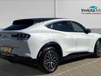 Used Ford Mustang Premium 294 HP (216 kW) 2025 White Hatchback