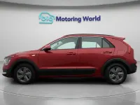 Używany Kia Niro 139 KM (102 kW) 2023 Czerwony SUV