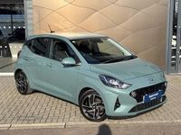 Used Hyundai i10 Premium 67 HP (49 kW) 2022 Green Hatchback