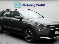 Używany Kia Niro 141 KM (103 kW) 2023 Szary SUV