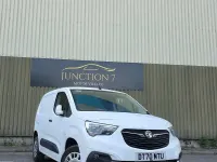Used Vauxhall Combo Sportive 100 HP (73 kW) 2021 White MPV