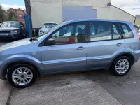 Used Ford Fusion Zetec 80 HP (58 kW) 2006 Blue Hatchback