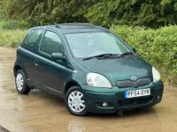 Used Toyota Yaris 2005 Green Hatchback