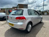 Usado VW Golf VI S 105 HP (77 kW) 2010 Prateado Citadino