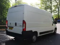 Second-hand Peugeot Boxer 2018 Alb Van