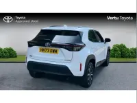 Used Toyota Yaris Cross Design 116 HP (85 kW) 2023 White SUV