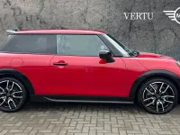 Used Mini Cooper Exclusive 150 kW (204 HP) 2025 Red Hatchback
