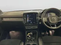 Usado Volvo XC40 R-Design 163 HP (119 kW) 2021 SUV