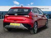 Used Hyundai i20 Premium 90 HP (66 kW) 2024 Red Hatchback