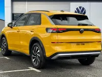 New VW T-Roc S 150 HP (110 kW) 2026 Yellow SUV
